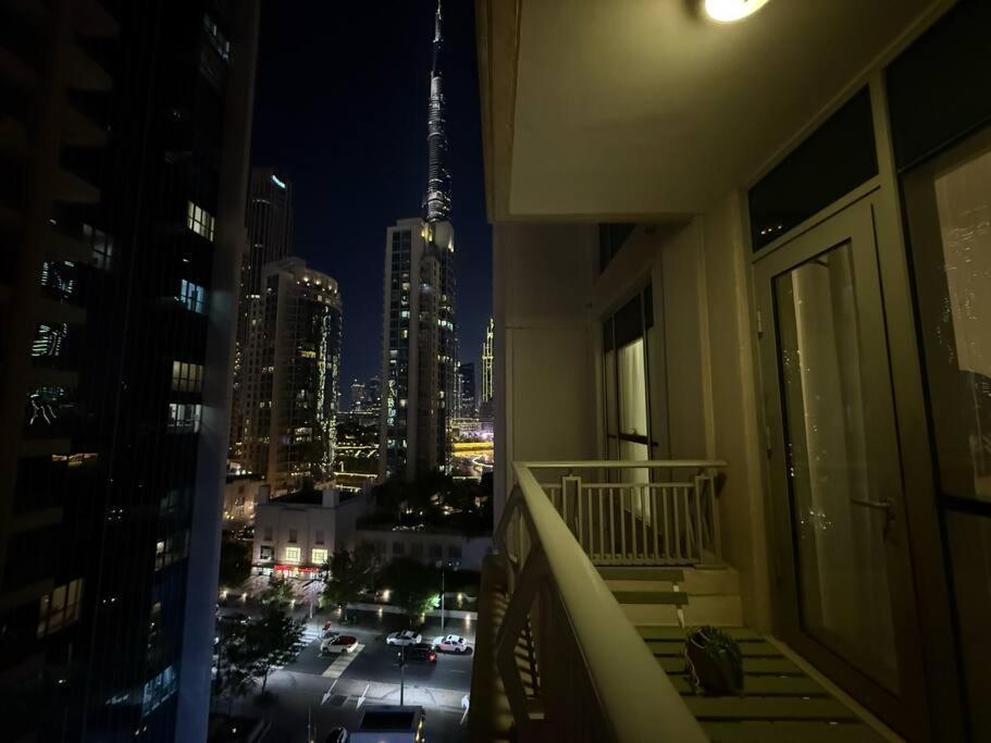 Apartamento 1Br Burj Khalifa View Designed Happiness Energies Dubái Exterior foto